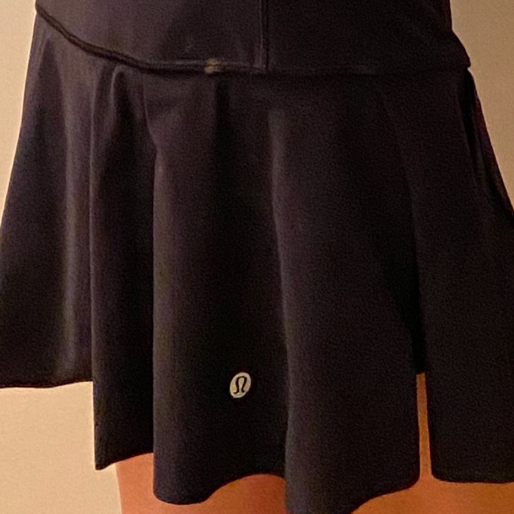 LULULEMON SKORT